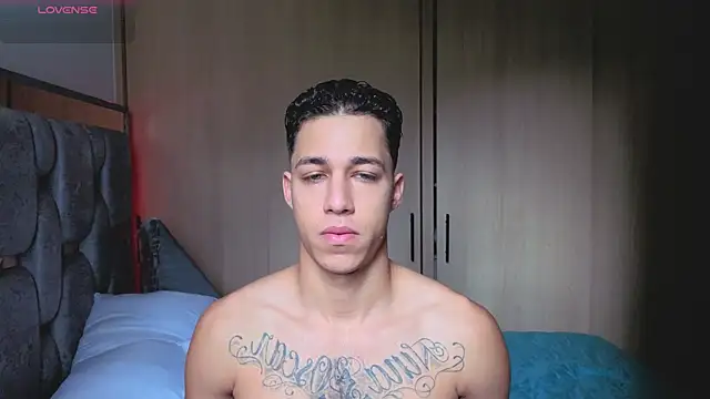 orionblaze69  online show from December 4, 8:05 pm