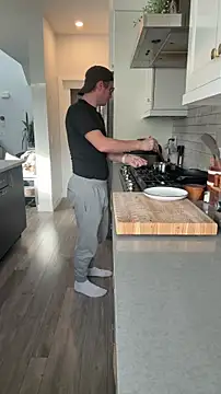 uncut luke online show from November 8, 5:16 pm