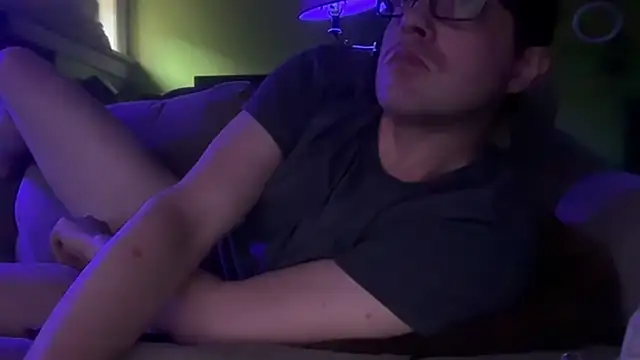 pigboy89 online show from June 6, 11:49 am