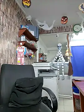 moorejhosua online show from October 14, 9:33 pm