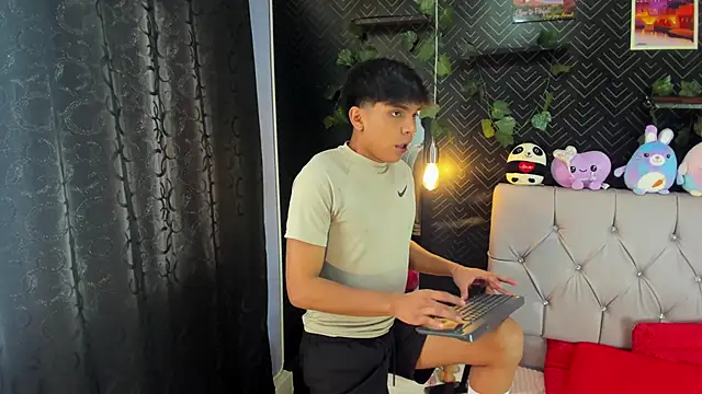 Thiago Kozak online show from September 19, 1:33 pm