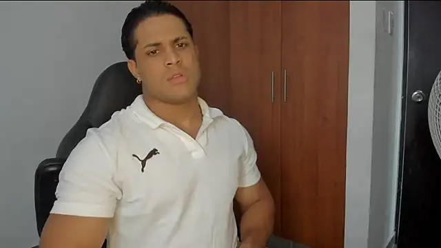 Evansdark1 online show from April 21, 10:05 pm