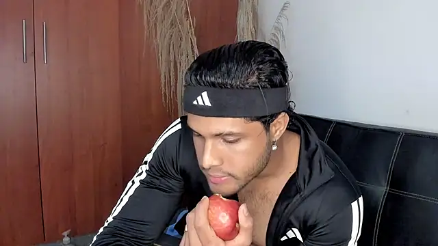 Evansdark1 online show from November 29, 12:23 am