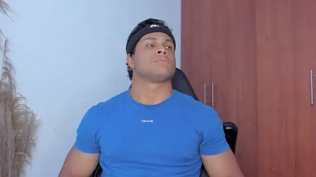 Evansdark1 online show from March 25, 10:14 pm