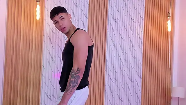 thomas walker0 online show from November 5, 12:07 pm