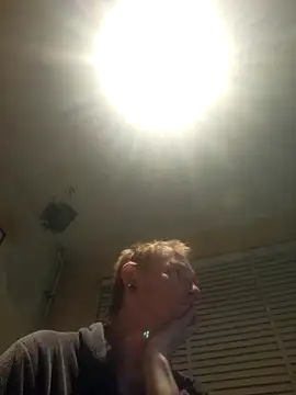 piercingpik online show from March 14, 10:50 pm