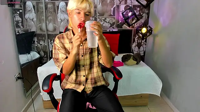 Enrrixxx  online show from September 23, 12:43 am