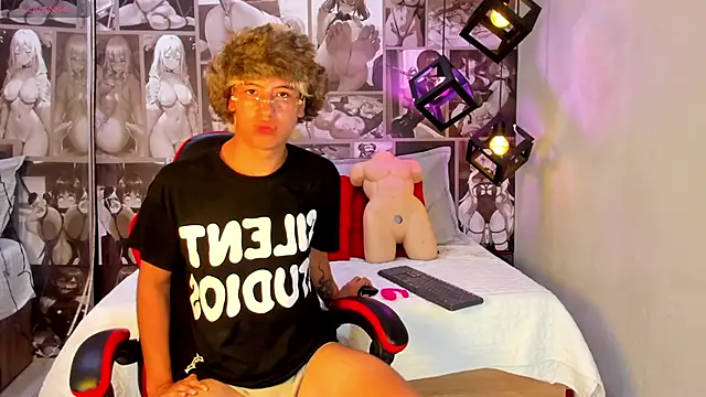 Enrrixxx  online show from September 16, 12:34 am