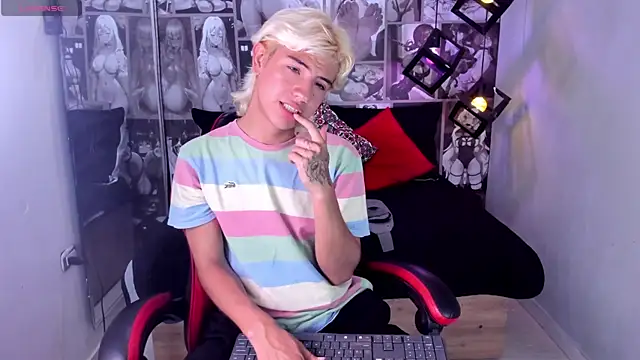 Enrrixxx  online show from January 9, 12:16 am