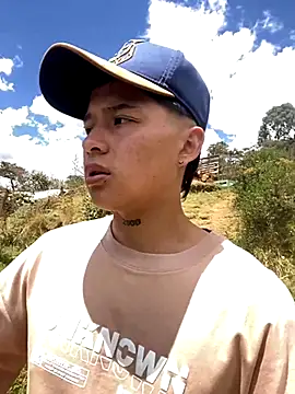 Snapshot of Archie-Davis chatting on September 22, 3:55 pm Archie-Davis online show from September 22, 3:55 pm