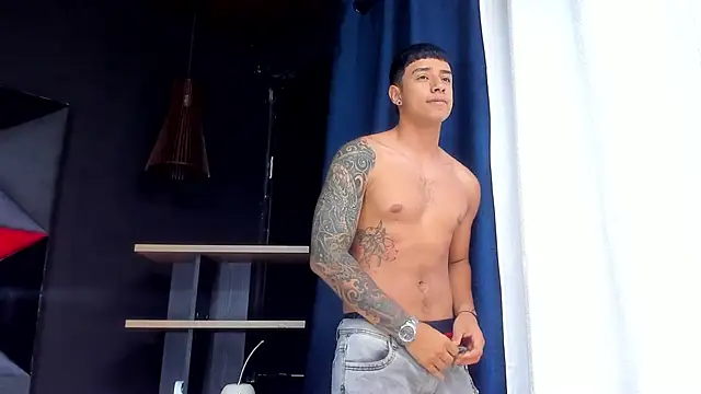 jaze bradley online show from January 17, 11:24 am