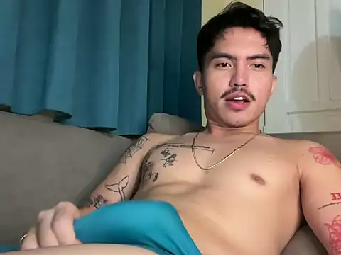 xoxo aken online show from March 4, 6:26 pm