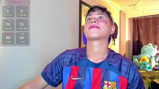 Jostin18 online show from January 6, 4:22 pm