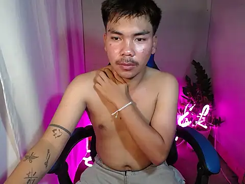 urguy carlxx online show from January 17, 3:26 pm