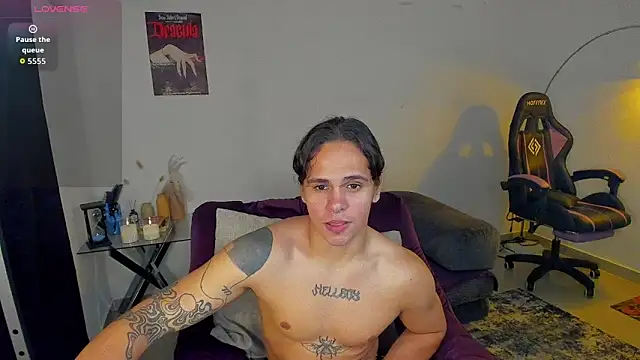 Maximiliano scoott   online show from February 24, 11:05 pm