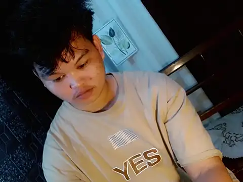 Reynelcock online show from October 10, 12:37 am