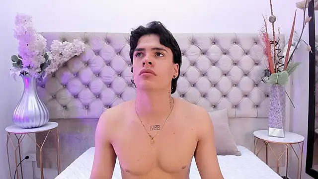 BenitoSaenz online show from November 26, 12:08 pm