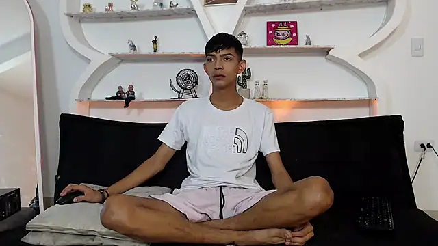 PRETTY SEX1 online show from November 11, 1:16 pm