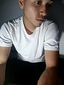 Kevinhww online show from January 18, 1:51 am