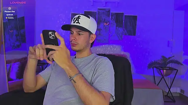 nils saint online show from January 17, 4:04 am