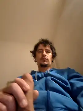 hugecock4u1990 online show from February 27, 2:13 am