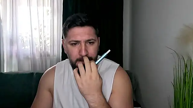 Gold Alpha Boy online show from April 18, 7:43 am