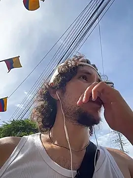 Luxx 14 online show from April 10, 7:54 pm