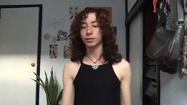 camille delrey online show from March 13, 10:38 pm