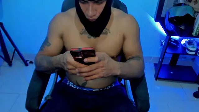 zeus 7777 online show from April 15, 11:10 am