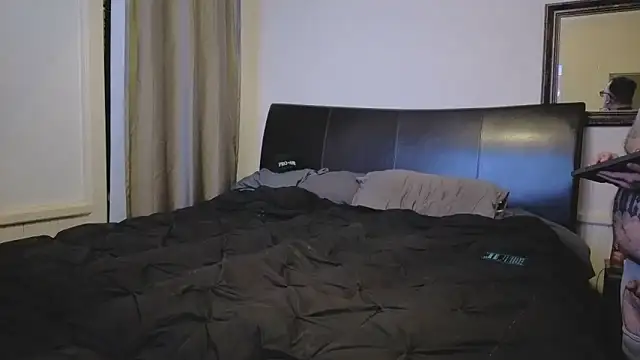 pantyhoselover54 online show from October 23, 2:04 am