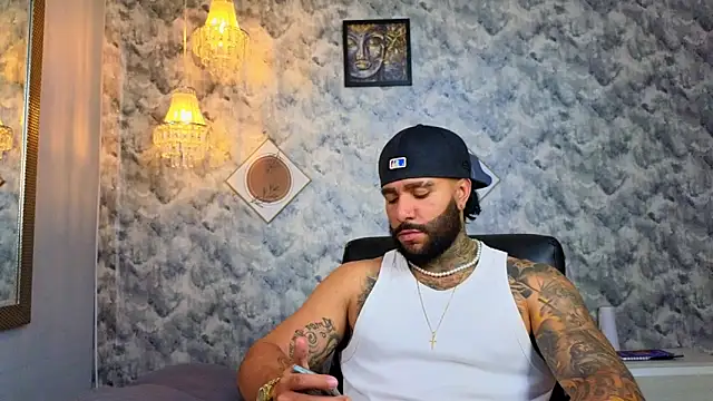 Apolo rousse1 online show from January 17, 11:28 pm