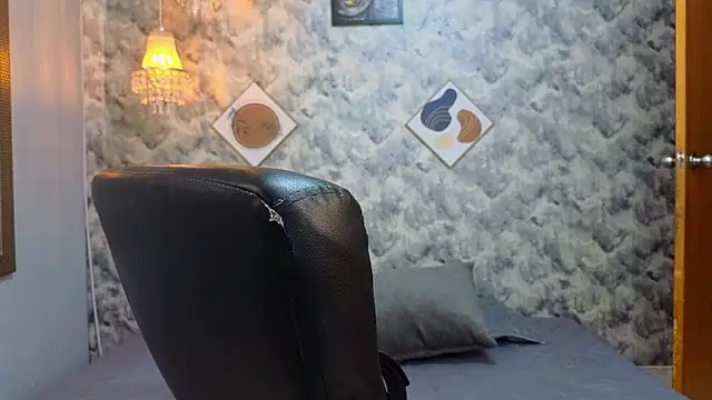 Apolo rousse1 online show from December 15, 9:56 pm