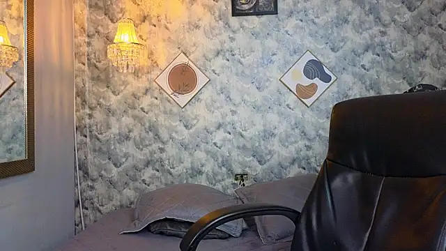 Apolo rousse1 online show from December 21, 10:29 pm