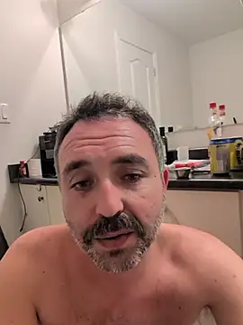 cloudymatt online show from November 15, 9:44 am