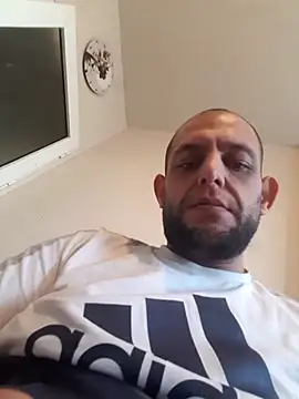 milenski74 online show from January 17, 6:49 am