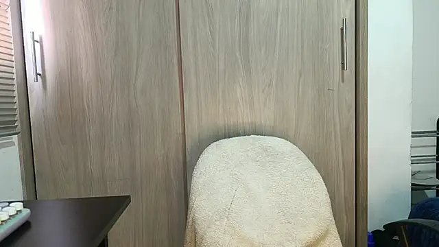 pecsblack888 online show from April 18, 7:58 pm