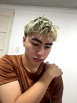 AlexanderCollman online show from December 3, 7:20 pm