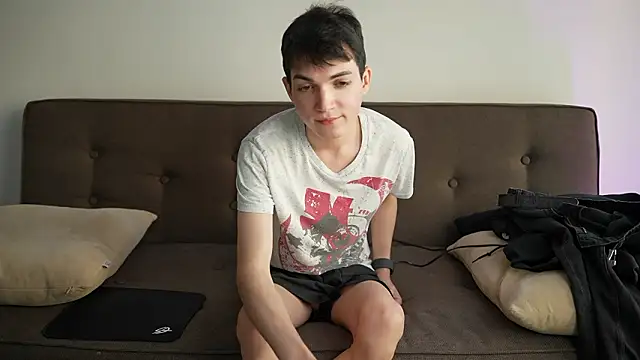 MattyandAiden online show from February 21, 5:36 pm