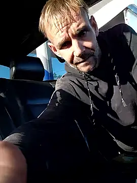 Hungwell1515 online show from February 20, 1:24 pm