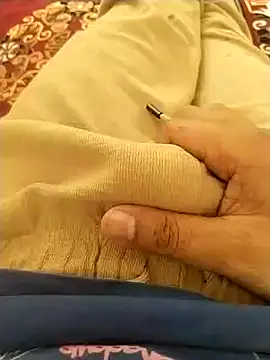 zorhotty online show from February 18, 8:23 am