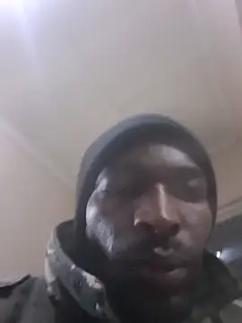 Snapshot of sex-machanic chatting on September 16, 12:44 am sex-machanic online show from September 16, 12:44 am