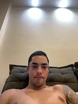 Snapshot of orlandodotado chatting on September 28, 12:52 am orlandodotado online show from September 28, 12:52 am
