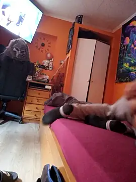 husi6969 online show from January 10, 1:15 pm