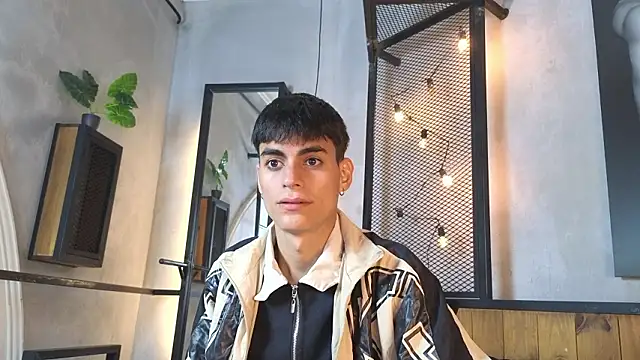 Dani mc1 online show from January 17, 12:30 pm