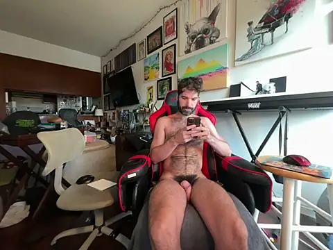 Pupscritch online show from June 3, 2:19 pm