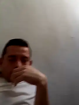 PitudoWuero online show from March 31, 3:25 pm