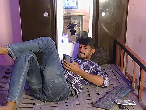 krishjaat43 online show from July 12, 2:08 pm