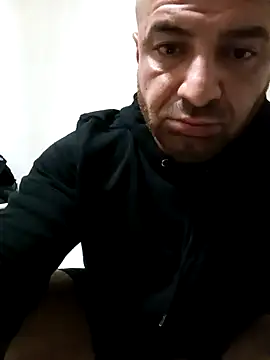 Snapshot of 23cmdenhaag chatting on October 19, 1:10 am 23cmdenhaag online show from October 19, 1:10 am