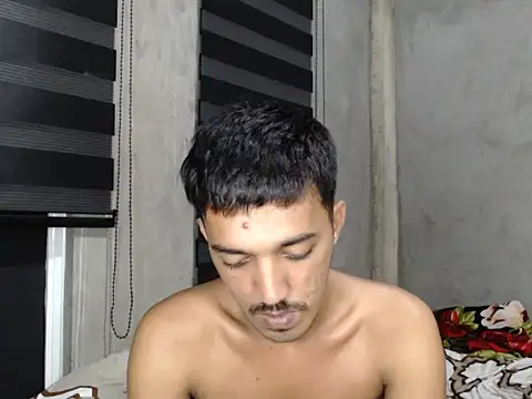 Snapshot of RowyCam chatting on September 17, 3:02 pm RowyCam online show from September 17, 3:02 pm