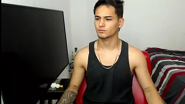 Alex mojica online show from February 19, 6:32 am